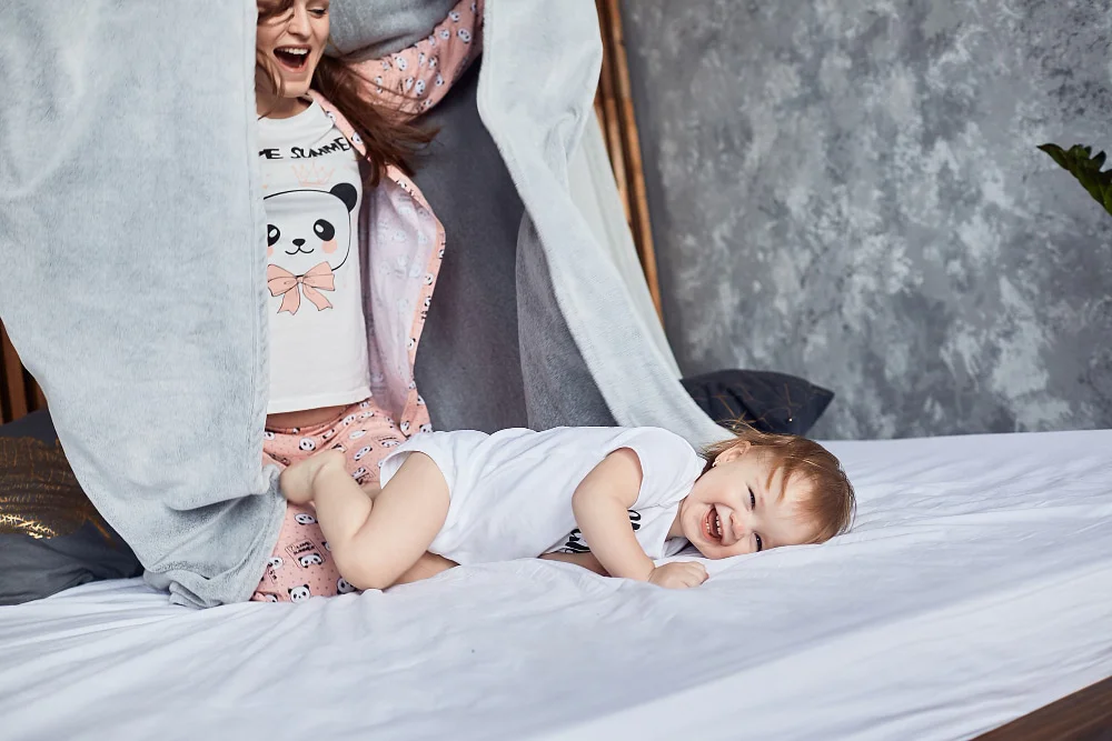 Gentle Ways to Help Your Toddler Sleep Through the Night (12 to 15 Months) 3 toddlers night walking